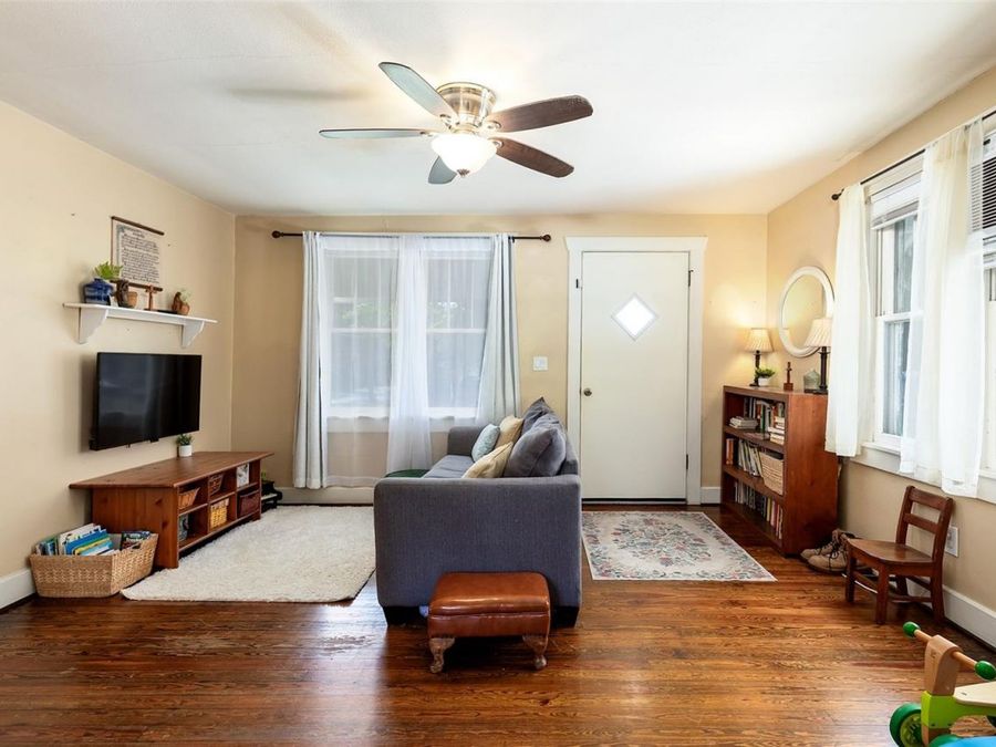 Property Image 6