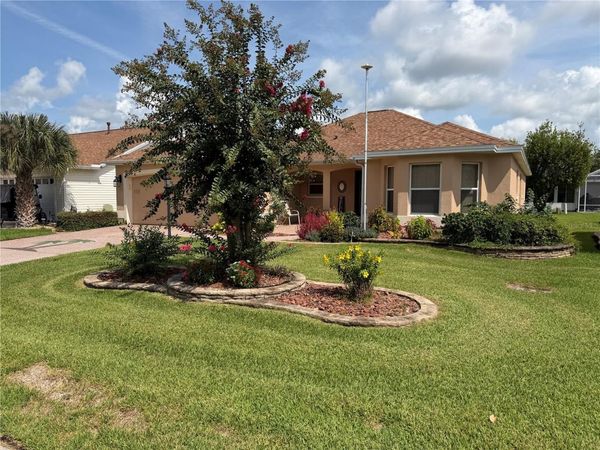 2415 MORVEN PARK WAY , THE VILLAGES, FL 32162