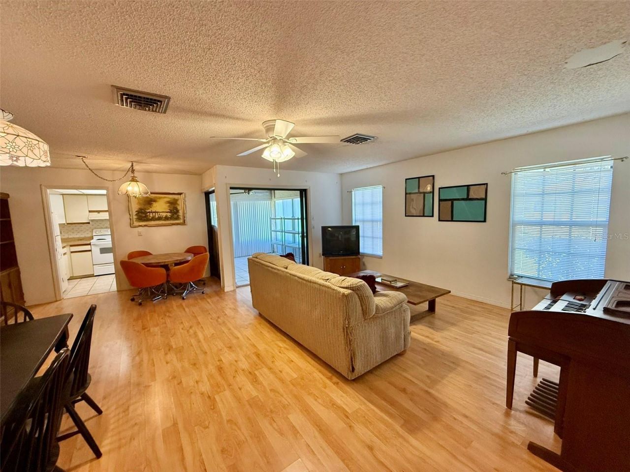 3112 Vivienda Boulevard, Bradenton, FL 34207 Photo