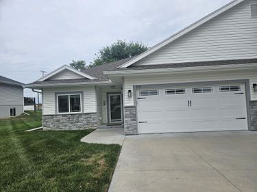 109 S VINE Street, GLENWOOD, IA 51534