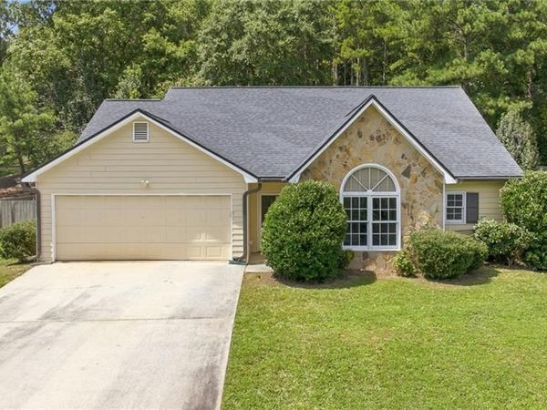 2110 Uniwattee Trail , Dacula, GA 30019