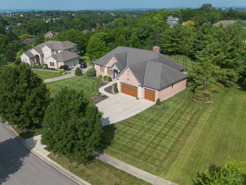 6955 Tradewinds Court, Liberty Township, OH 45011 Photo 5