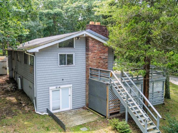 142 Fish Cove Road , Southampton, NY 11968