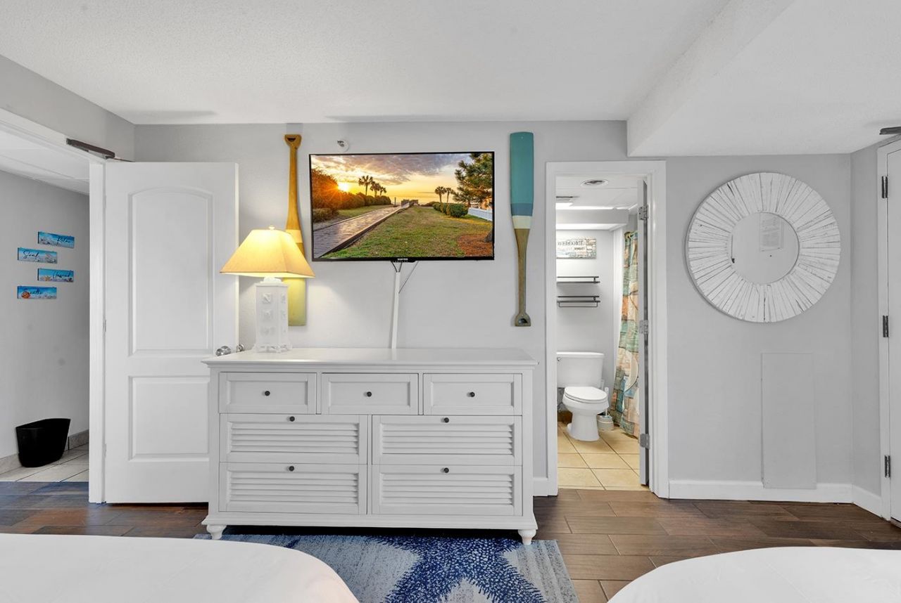 6804 N Ocean Blvd. Photo 5