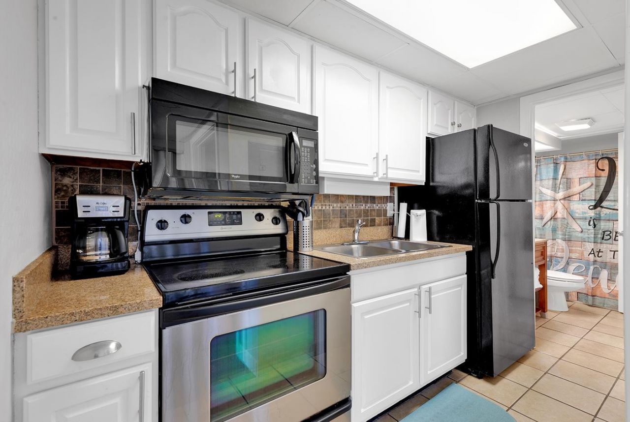 6804 N Ocean Blvd. Photo 7