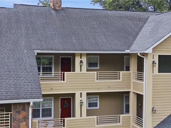 92 Gleneagle Court, Unit 302B, Clayton, GA 30525