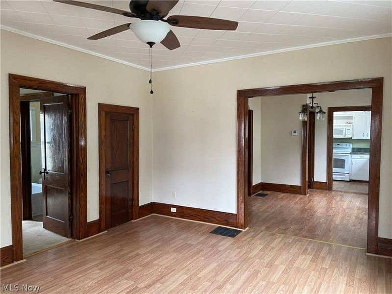 528 S River Street, Newcomerstown, OH 43832 Photo 5
