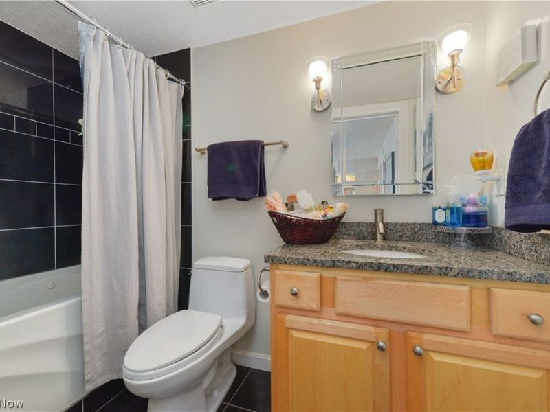 2222 Detroit Avenue , Unit 907, Cleveland, OH 44113 Photo 23