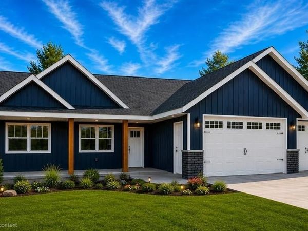 9084 S 24th Avenue, Eau Claire, WI 54703