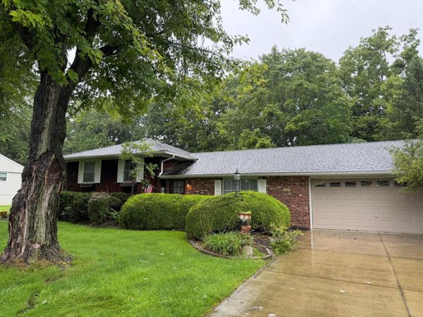 125 Lorraine Boulevard, Pickerington, OH 43147