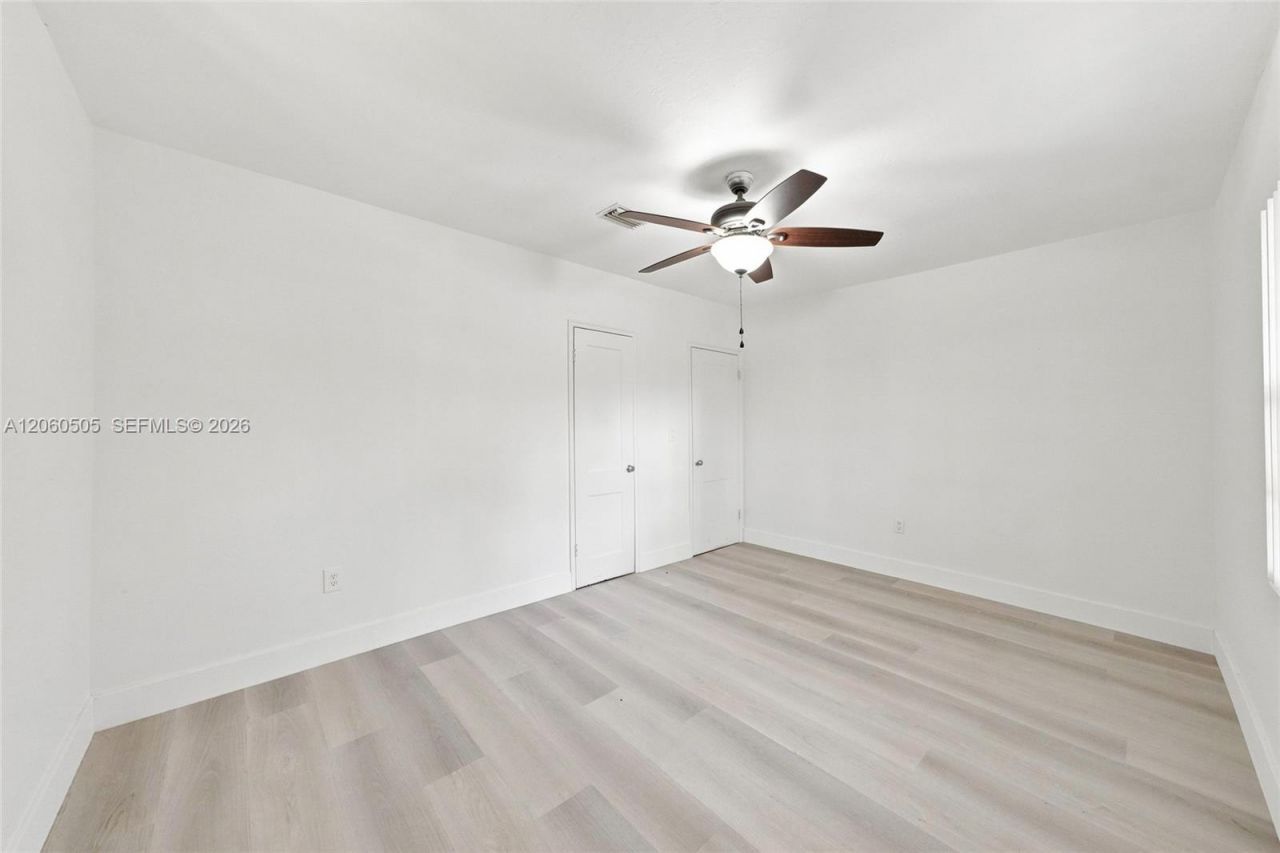 596 NW 109th St, Miami, FL 33168 Photo