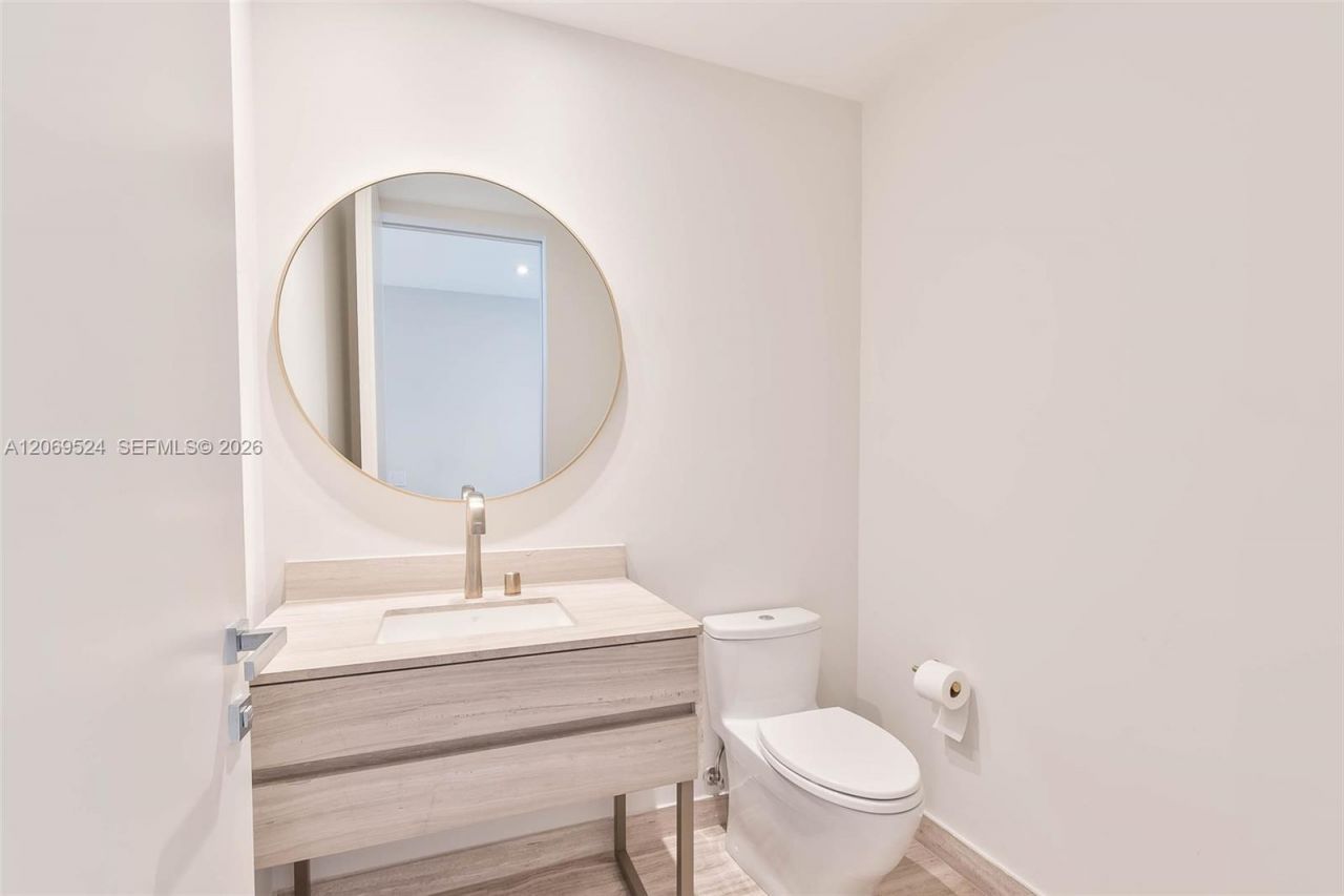 18975 Collins Ave, Unit 5403, Sunny Isles Beach, FL 33160 Photo