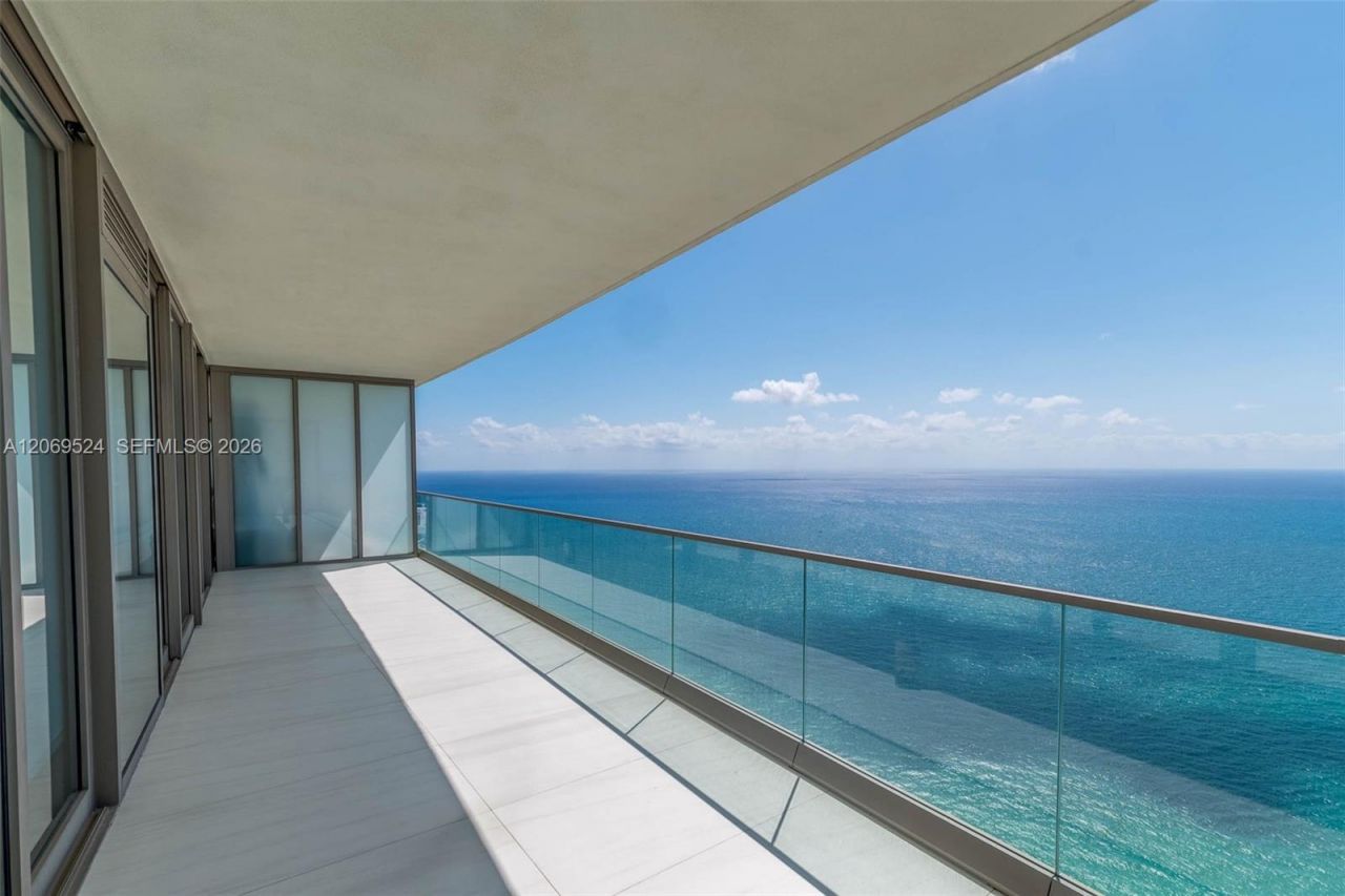 18975 Collins Ave, Unit 5403, Sunny Isles Beach, FL 33160 Photo