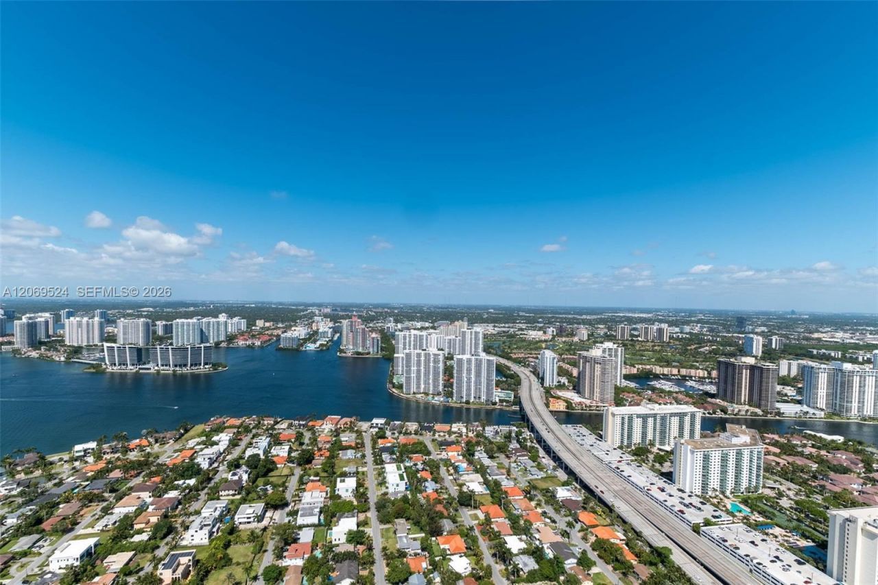18975 Collins Ave, Unit 5403, Sunny Isles Beach, FL 33160 Photo