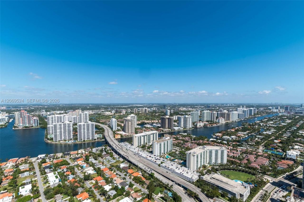 18975 Collins Ave, Unit 5403, Sunny Isles Beach, FL 33160 Photo
