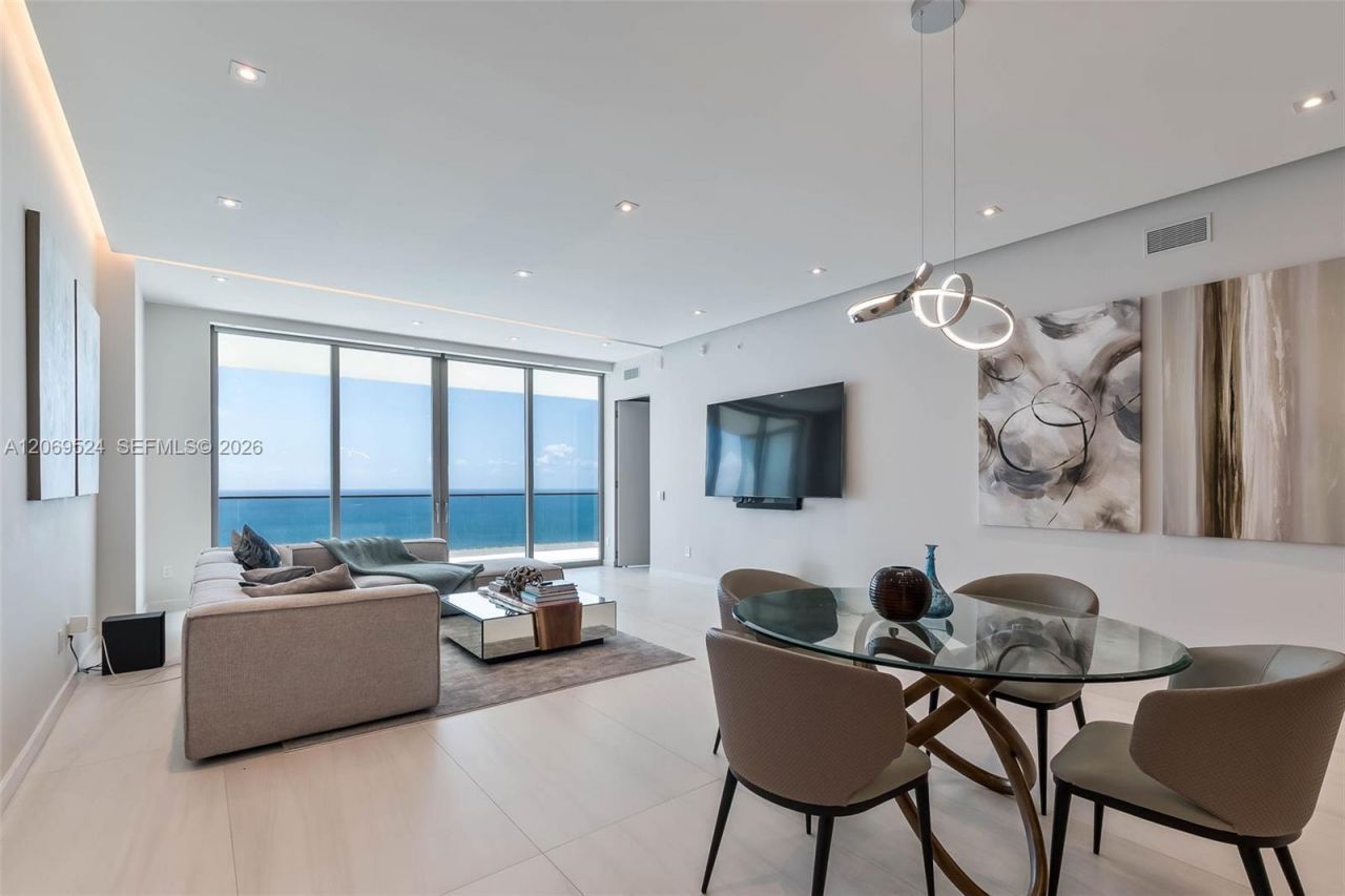18975 Collins Ave, Unit 5403, Sunny Isles Beach, FL 33160 Photo