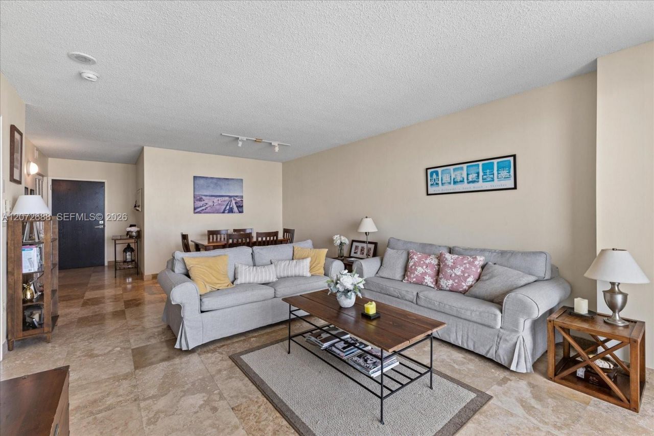 90 Alton Rd , Unit 2005, Miami Beach, FL 33139 Photo