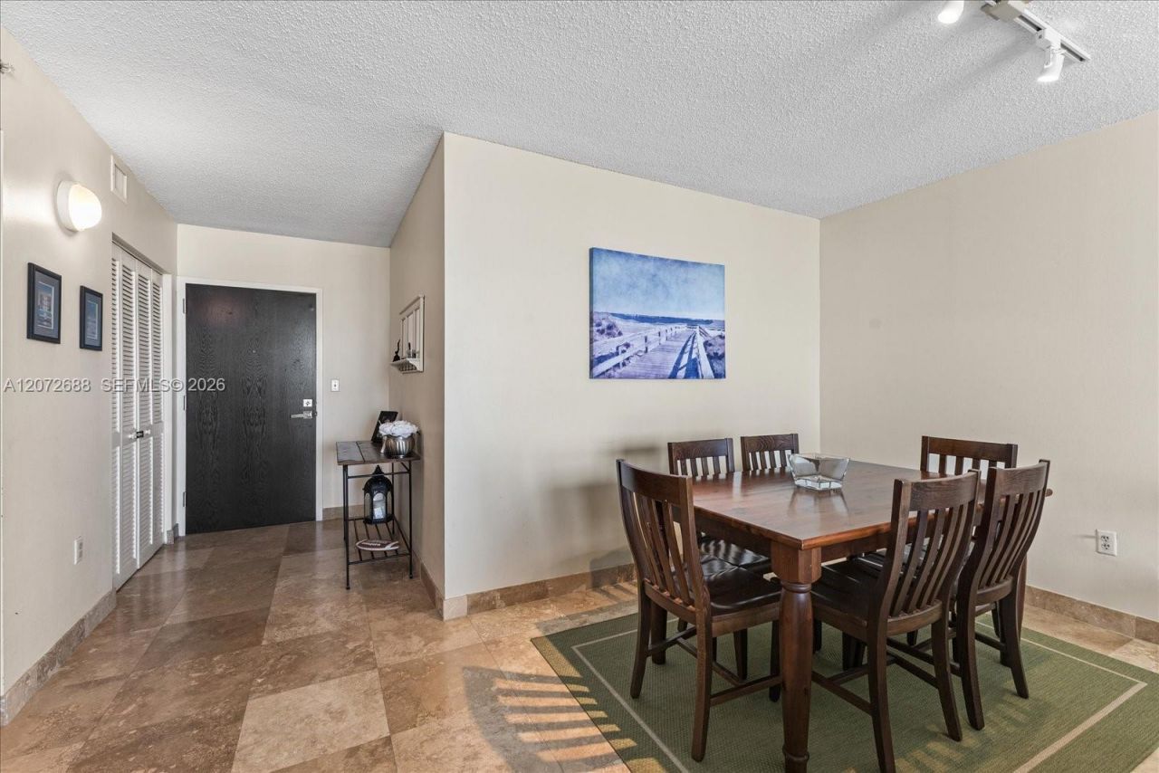 90 Alton Rd , Unit 2005, Miami Beach, FL 33139 Photo