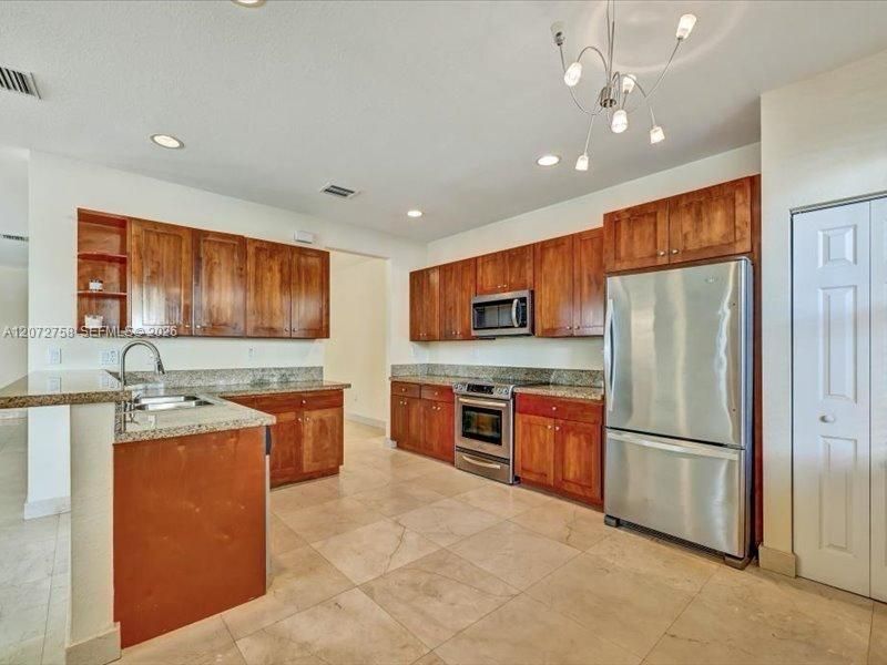 7490 NW 115th Ct, Doral, FL 33178 Photo