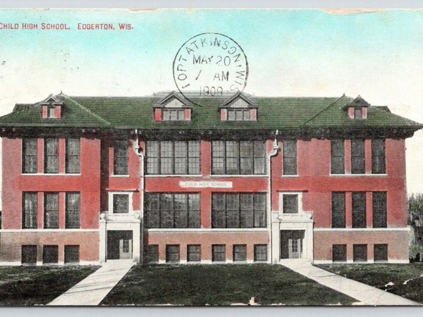 116 Swift Street, Unit 102, Edgerton, WI 53534