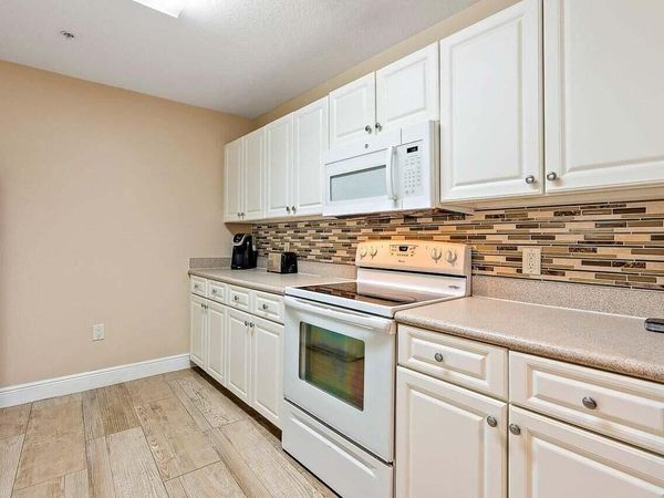 1200 Town Center Drive, Unit 425, Jupiter, FL 33458
