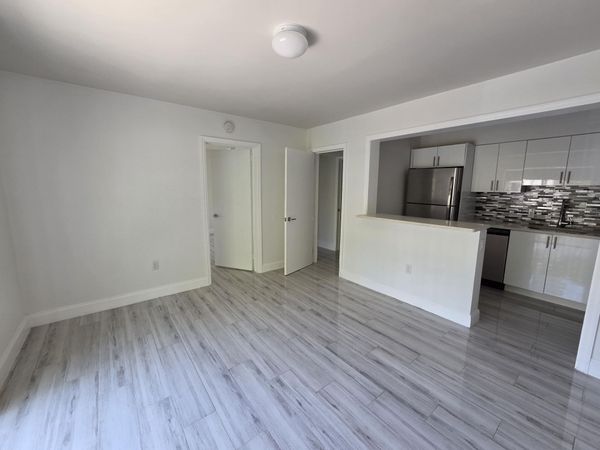 1605 E BROWARD Boulevard, Unit 6, Fort Lauderdale, FL 33301