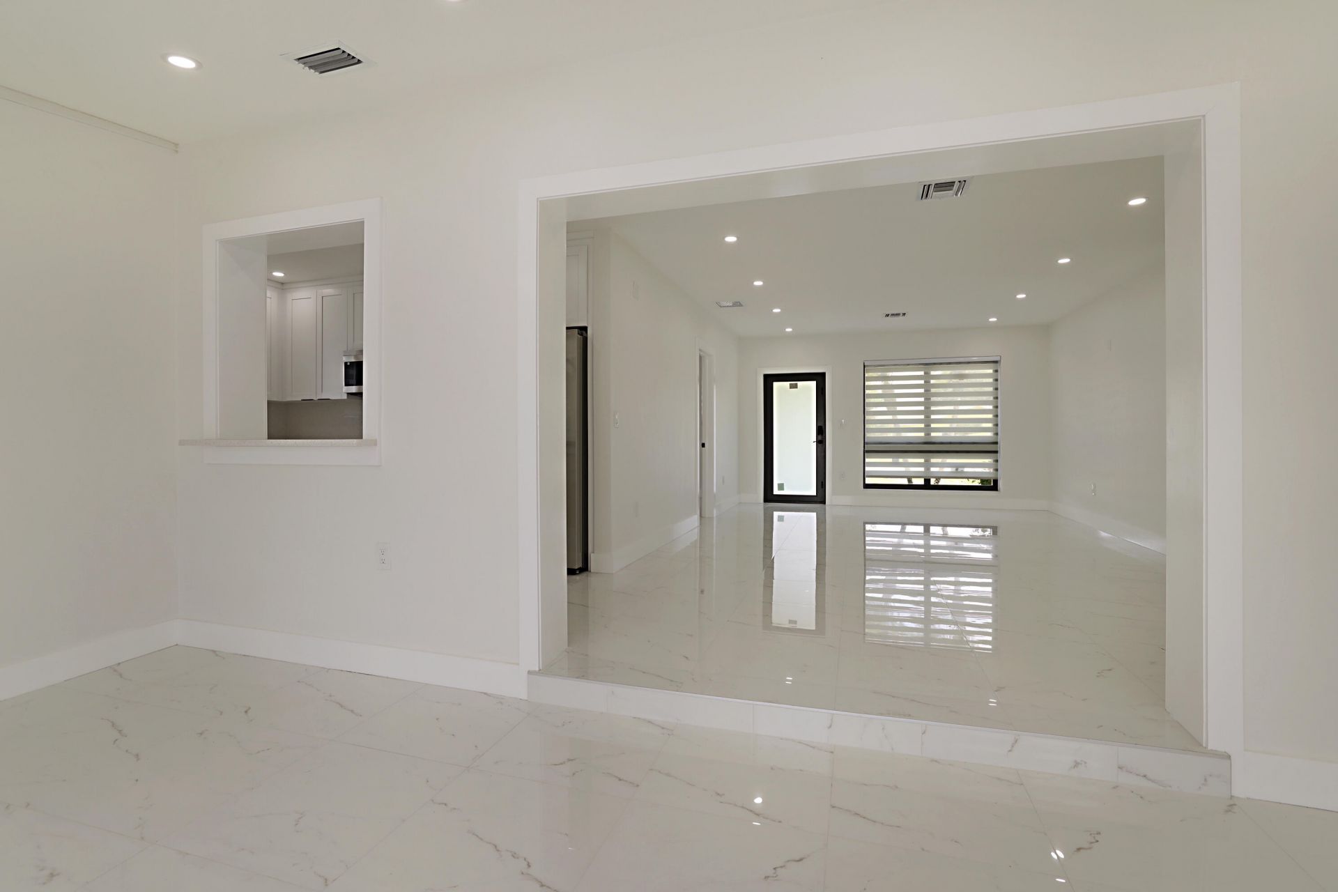 421 Fontana Drive, Palm Springs, FL 33461 Photo