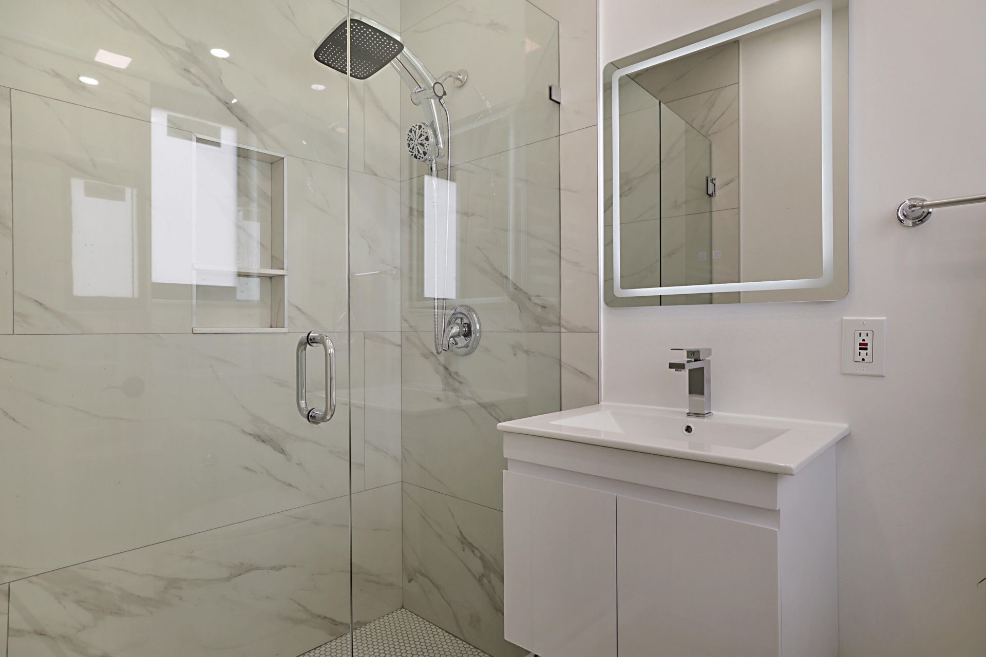421 Fontana Drive, Palm Springs, FL 33461 Photo