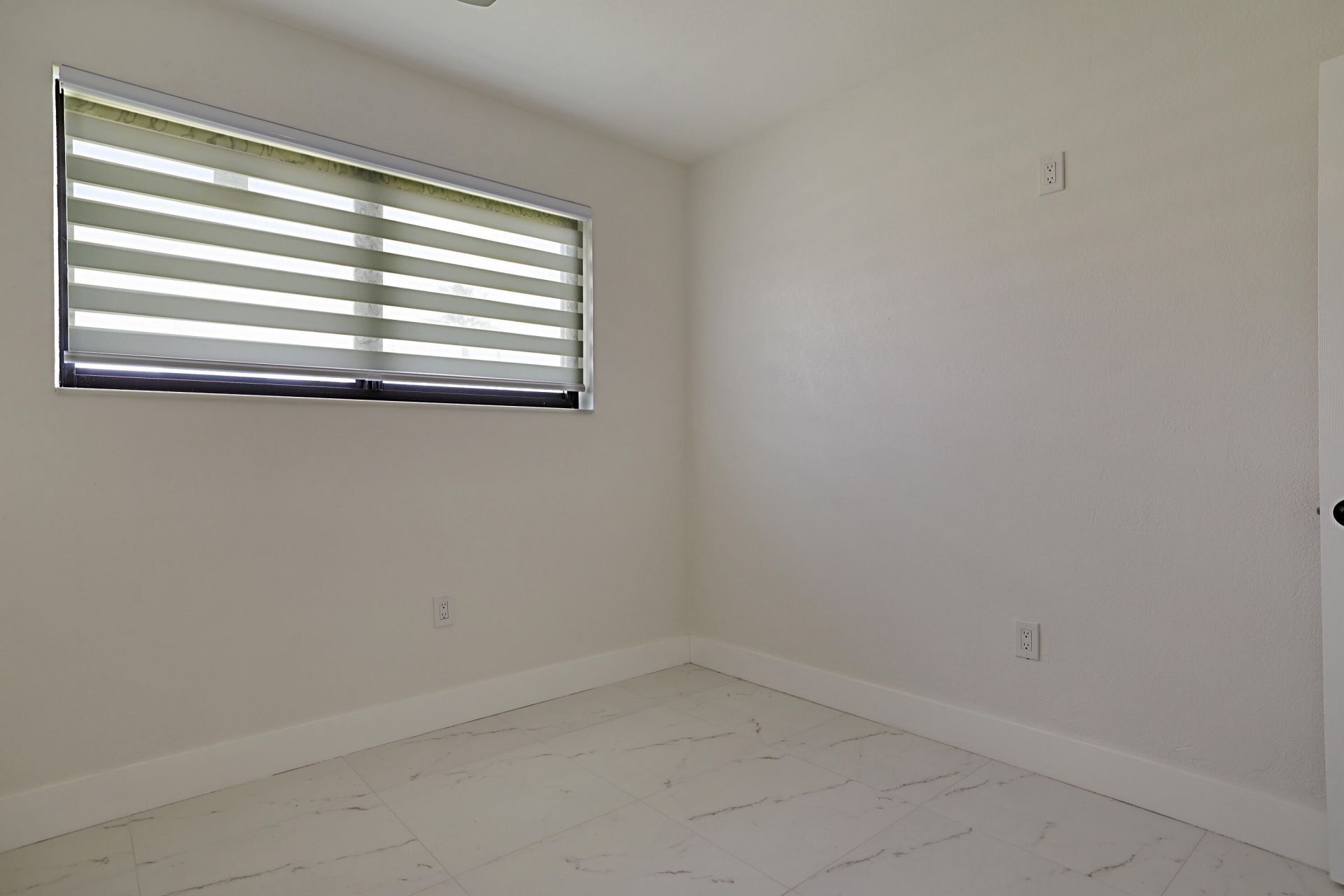 421 Fontana Drive, Palm Springs, FL 33461 Photo