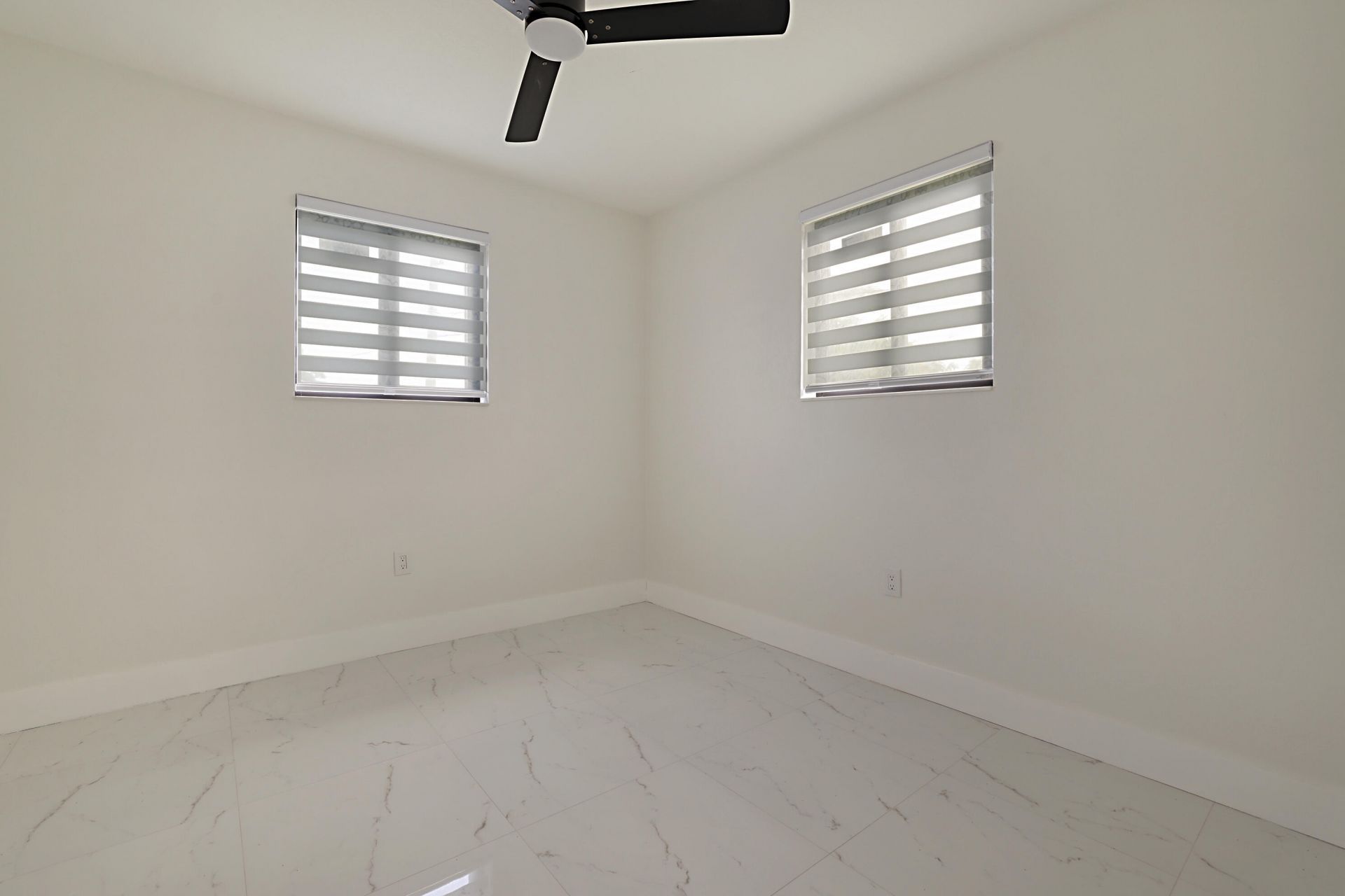 421 Fontana Drive, Palm Springs, FL 33461 Photo