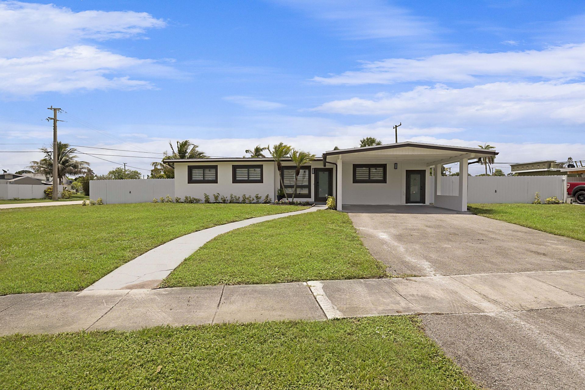 421 Fontana Drive, Palm Springs, FL 33461 Photo