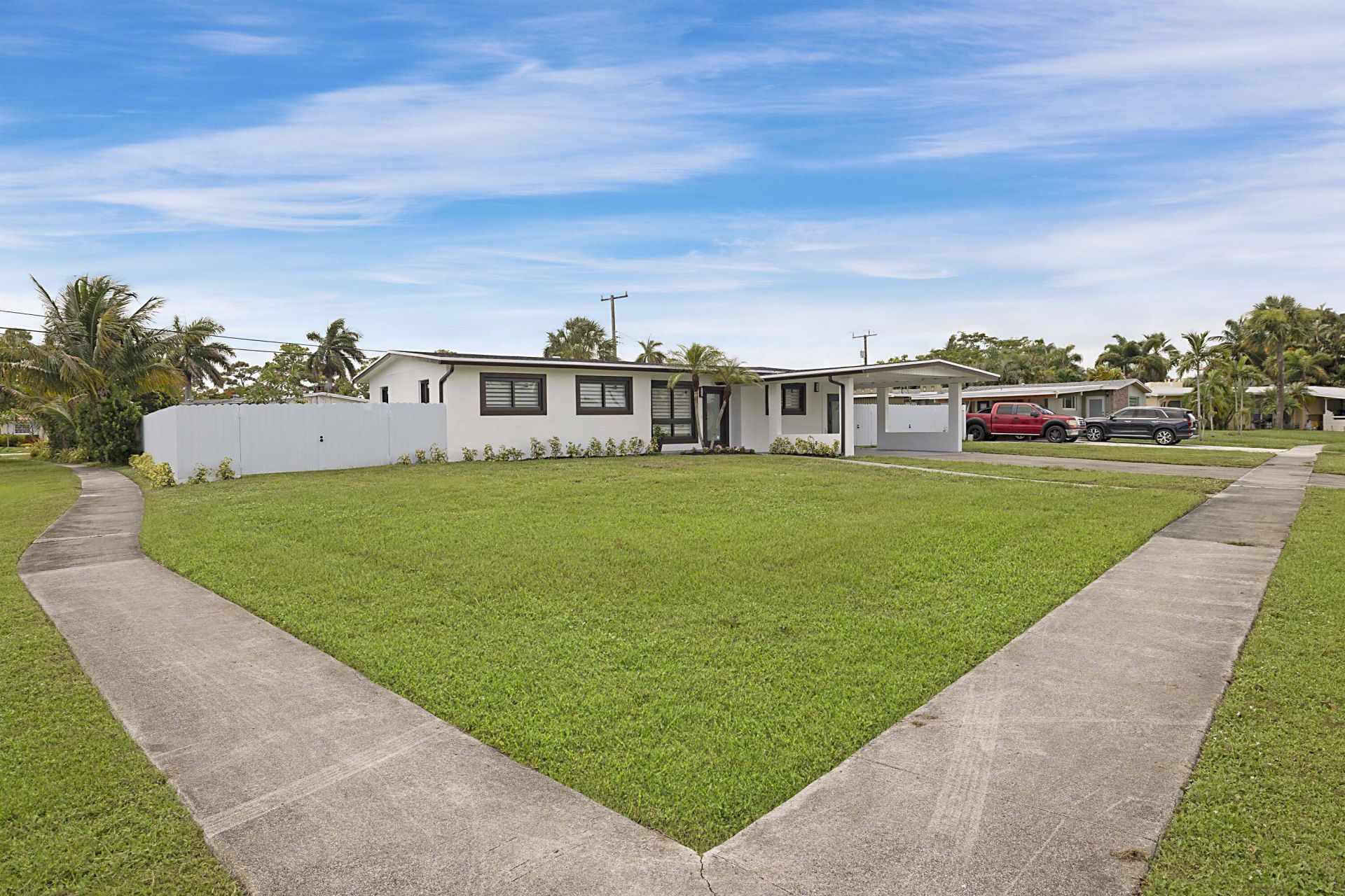 421 Fontana Drive, Palm Springs, FL 33461 Photo