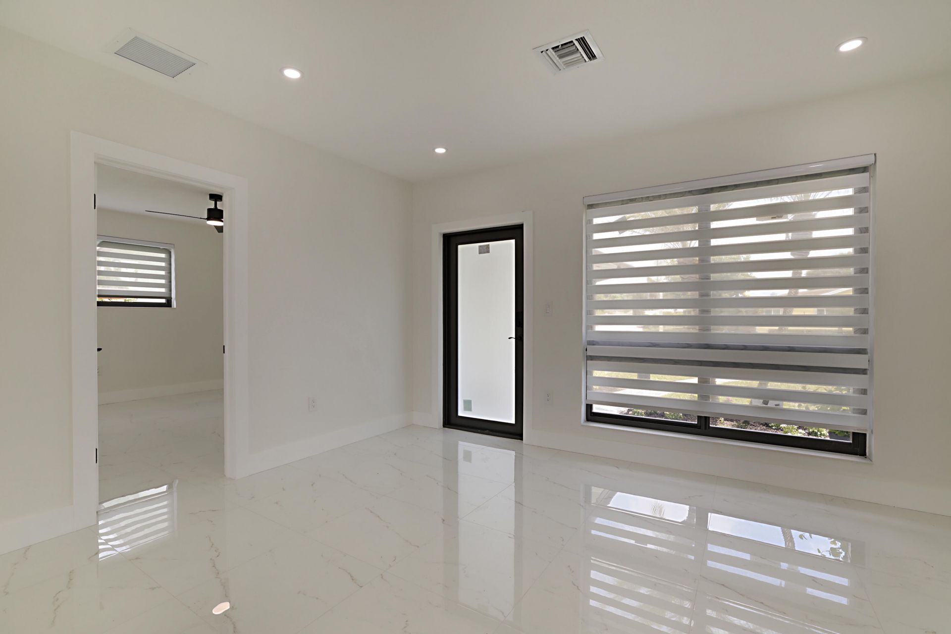 421 Fontana Drive, Palm Springs, FL 33461 Photo