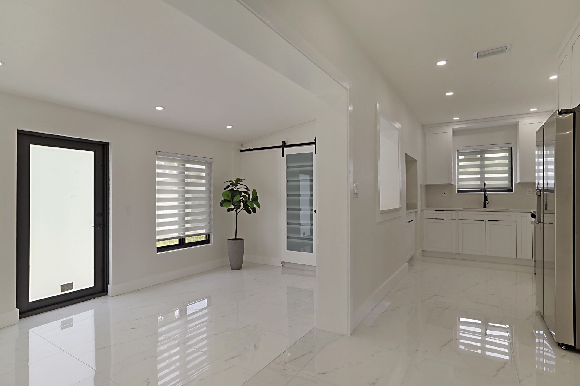 421 Fontana Drive, Palm Springs, FL 33461 Photo