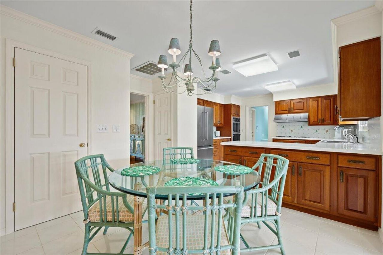 1000 Country Club Drive, North Palm Beach, FL 33408 Photo