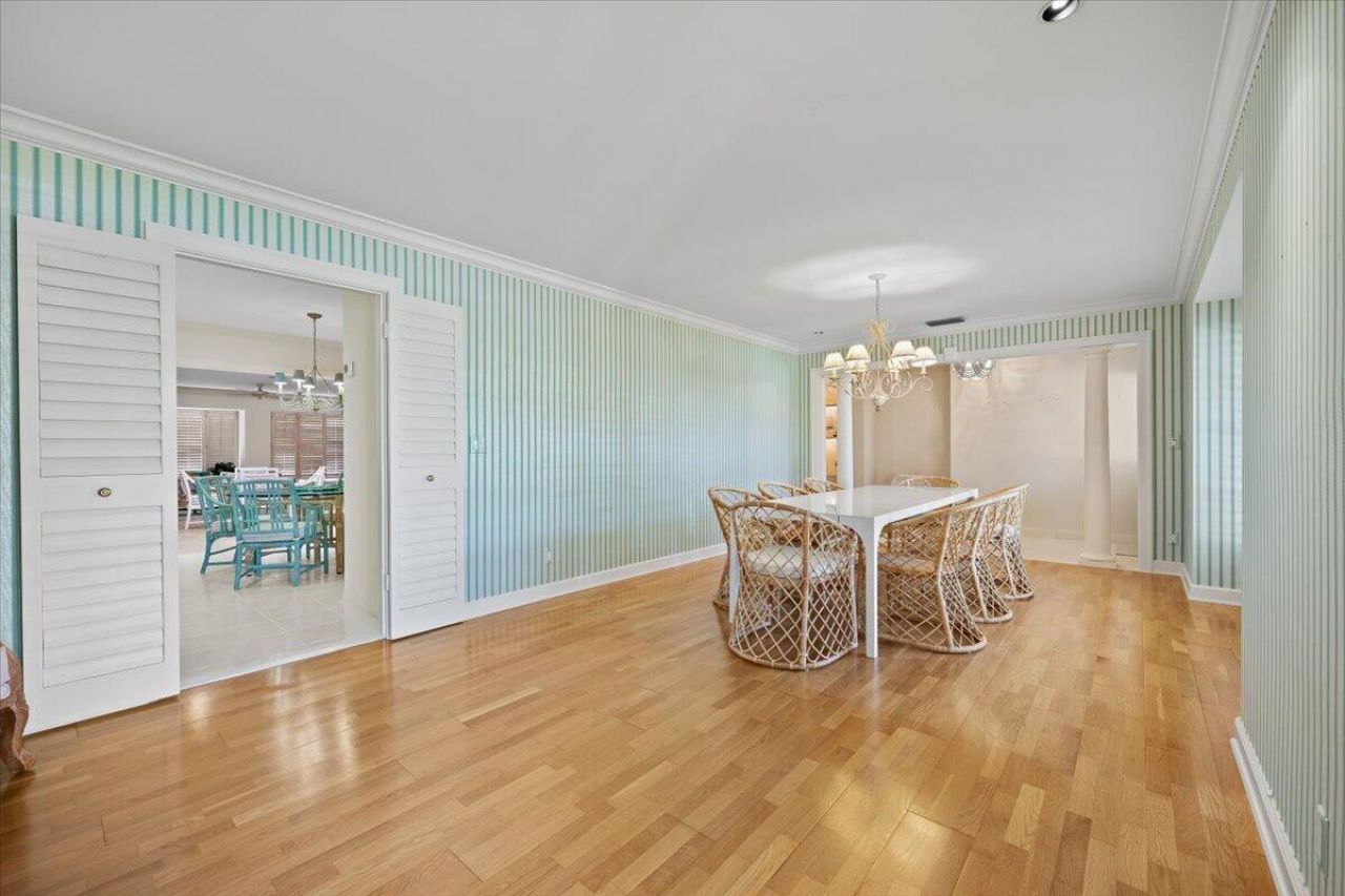 1000 Country Club Drive, North Palm Beach, FL 33408 Photo