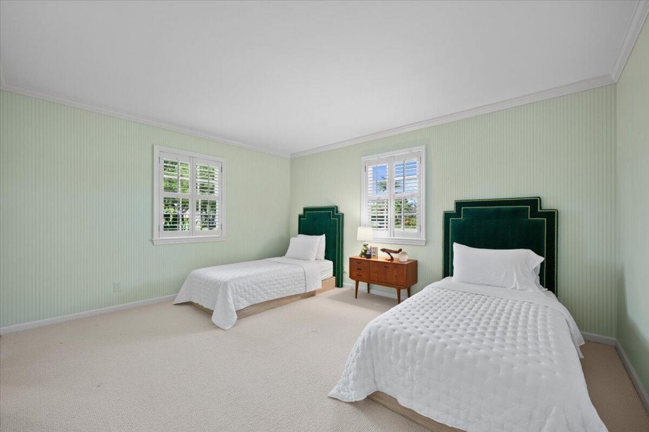 1000 Country Club Drive, North Palm Beach, FL 33408 Photo
