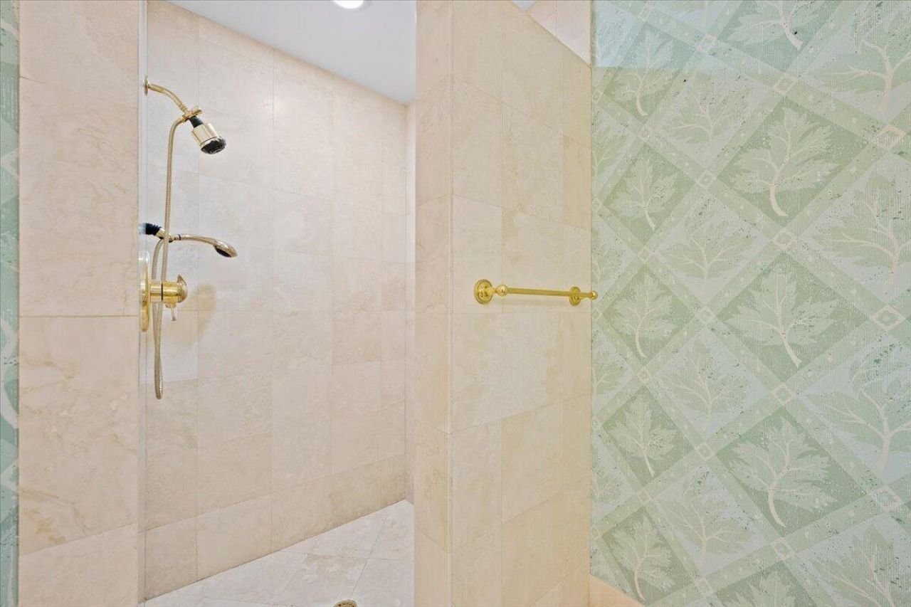 1000 Country Club Drive, North Palm Beach, FL 33408 Photo