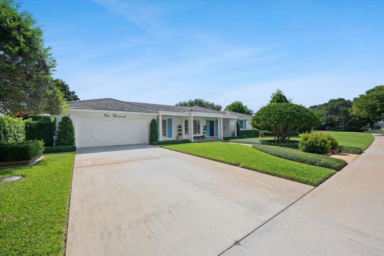 1000 Country Club Drive, North Palm Beach, FL 33408 Photo