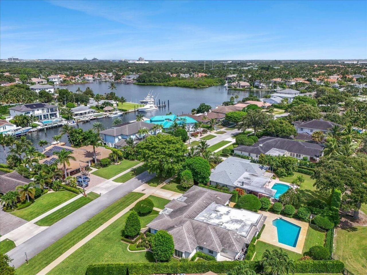 1000 Country Club Drive, North Palm Beach, FL 33408 Photo