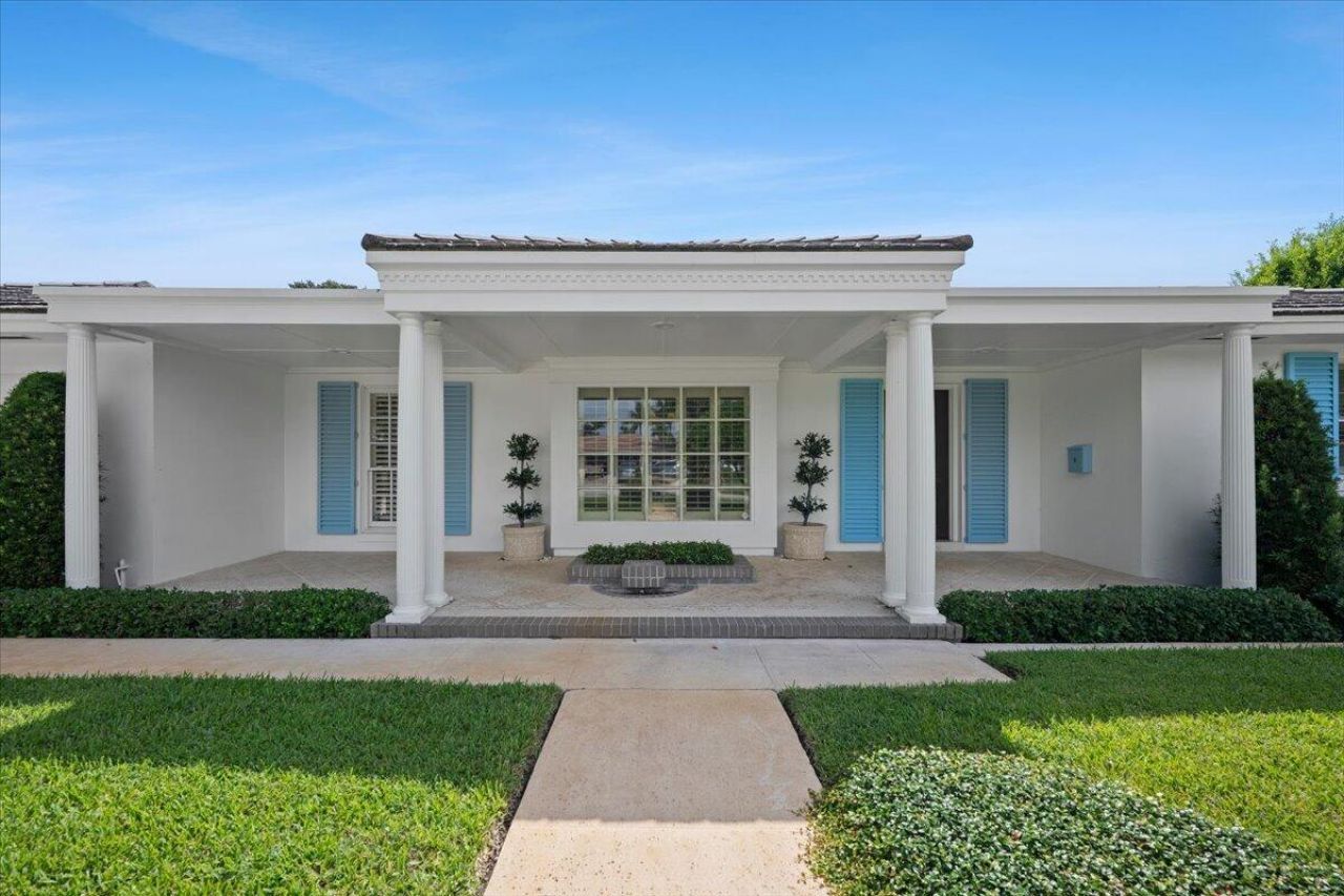 1000 Country Club Drive, North Palm Beach, FL 33408 Photo
