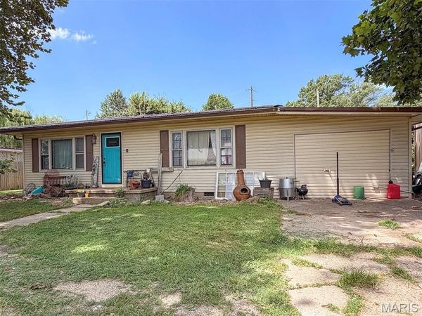 411 N Short Street , Advance, MO 63730