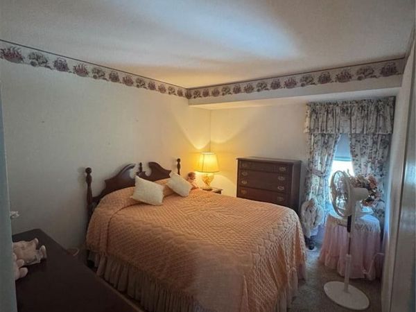 353 Bellestri Drive, Ballwin, MO 63021