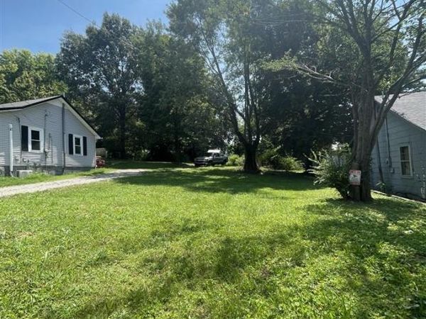 114 Hardwood Street , Glasgow, KY 42141