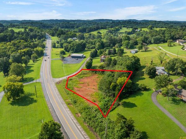 124 Holt Drive, Loudon, TN 37774
