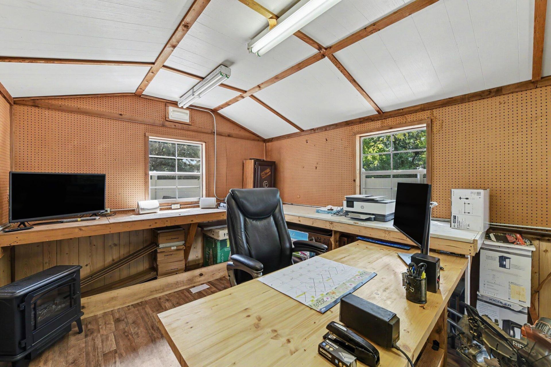 105 Welwyn Road Photo 25