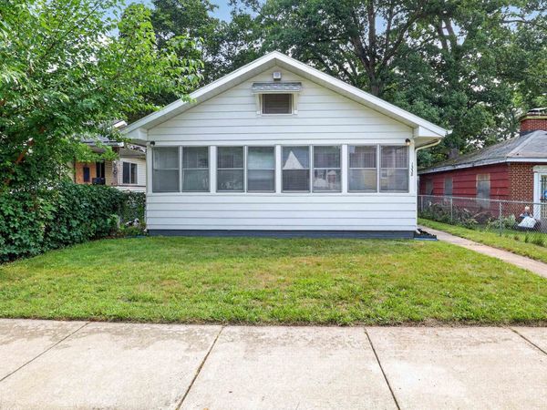 1338 Obrien Street, South Bend, IN 46628