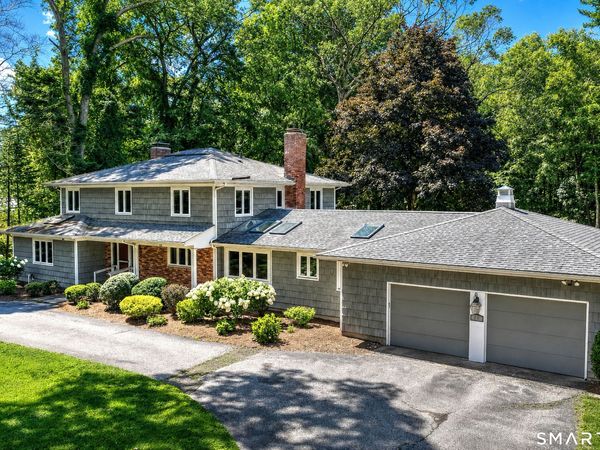 24 Inverness , Trumbull, CT 06611