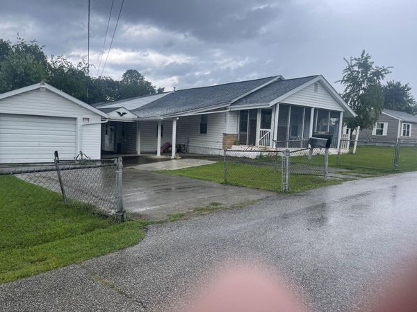 1013 Pine Street , Flatwoods, KY 41139