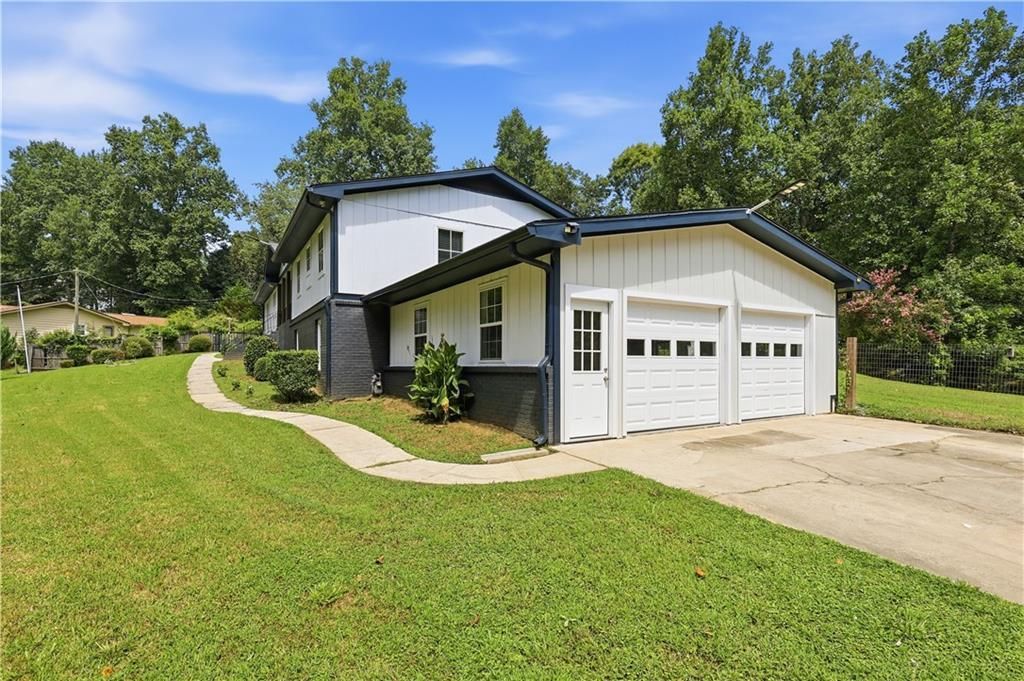 6696 Vic Ar Road, Atlanta, GA 30360 Main Photo